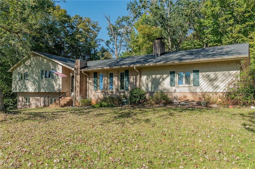 623 Cardinal Drive Property Photo 1