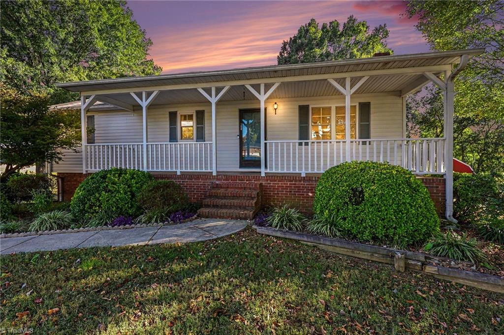 196 Wilmar Circle Property Photo 1