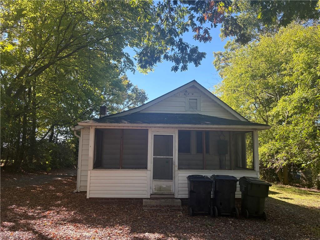 2008 Chapel Hill Road Property Photo 3