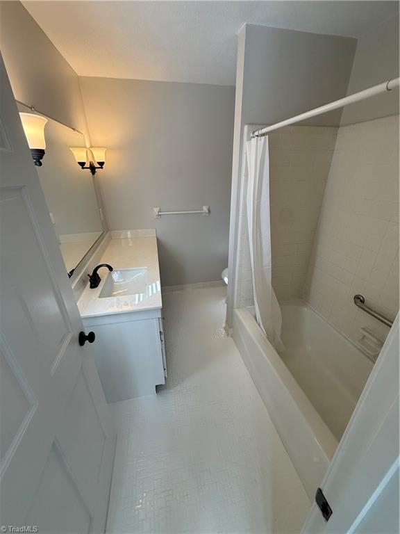 106 Westgate Circle # D Property Photo 11