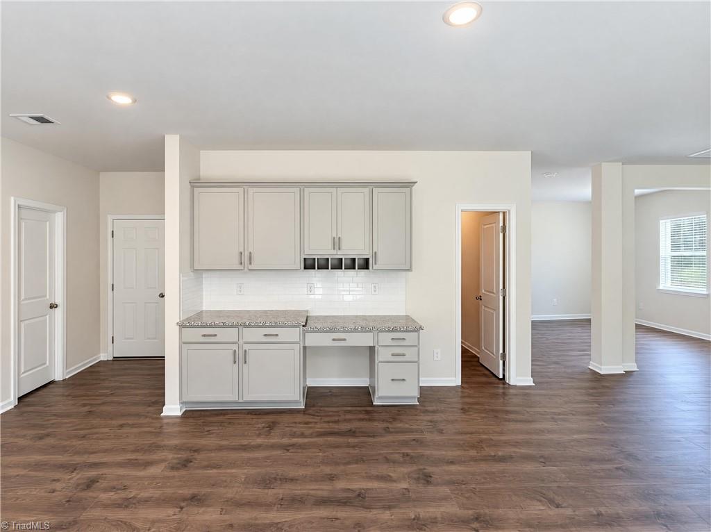 6478 Bellawood Drive Property Photo 8