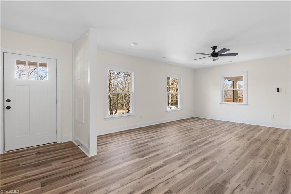 1009 Benjamin Parkway Property Photo 10