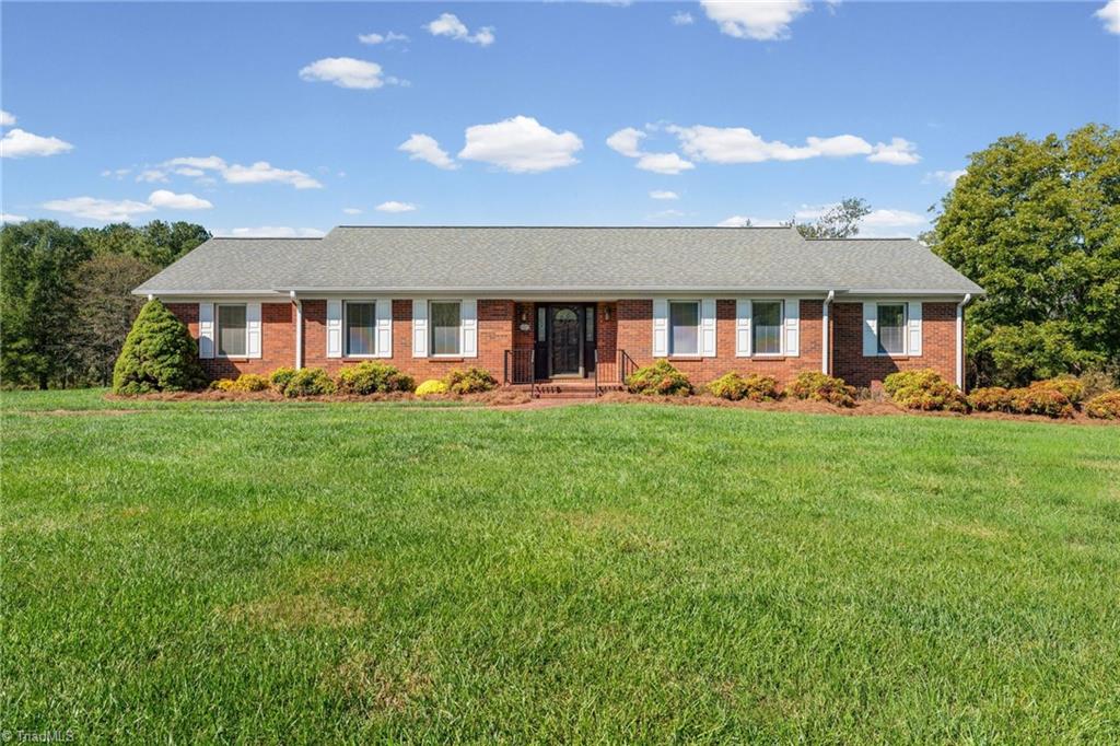 4468 Nc Highway 801 S Property Photo 1