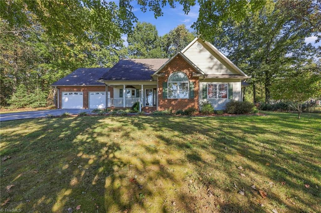 2765 Airport Road Property Photo 1