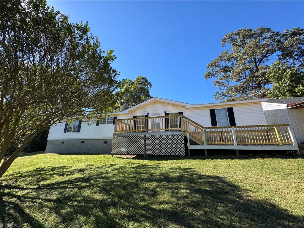 302 Queens Way