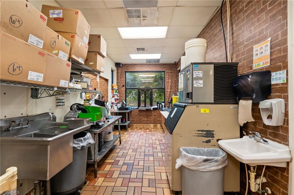 659 S Regional Road Property Photo 29
