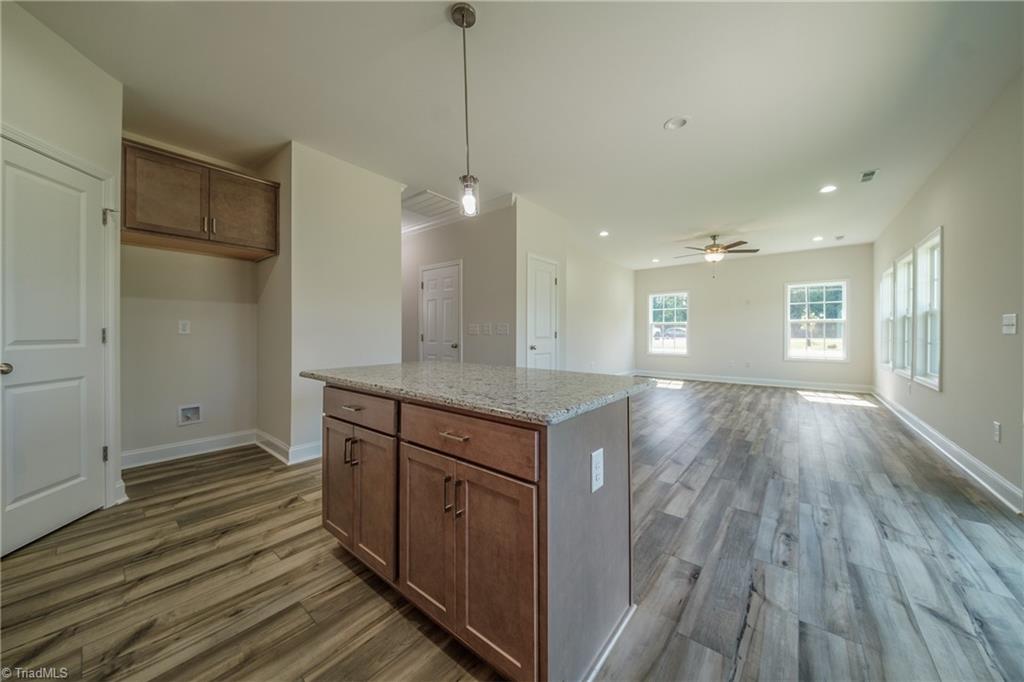 1324 Dandridge Drive Property Photo 11