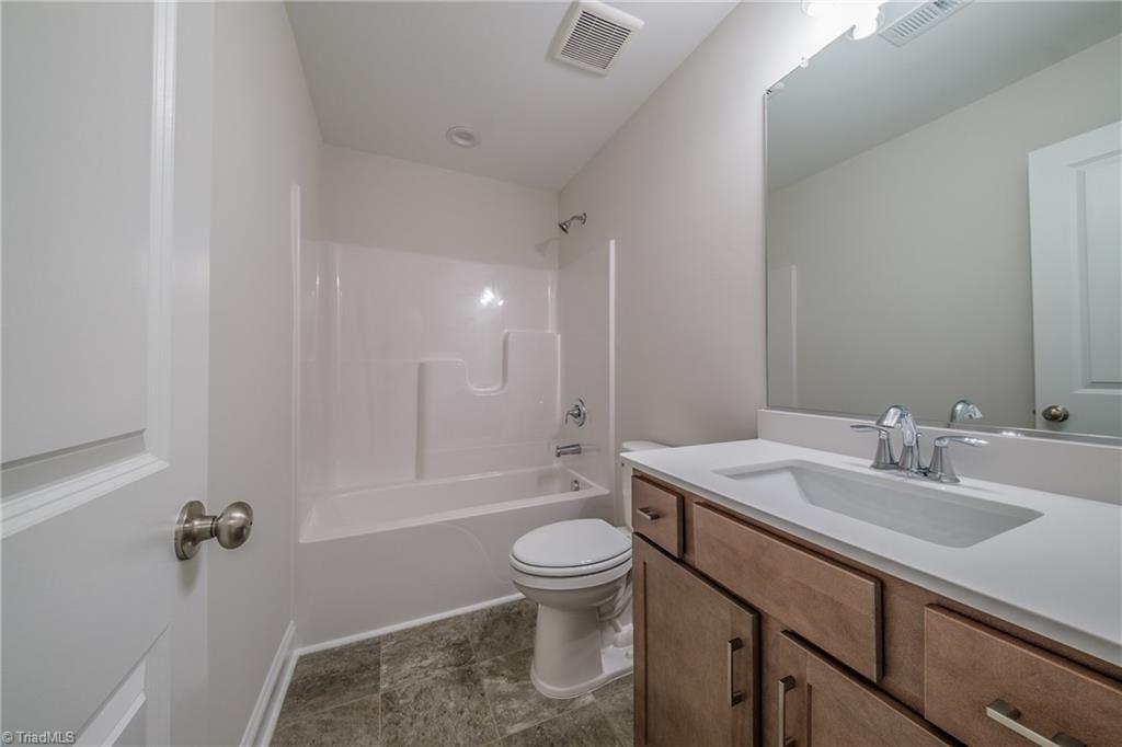 1324 Dandridge Drive Property Photo 27