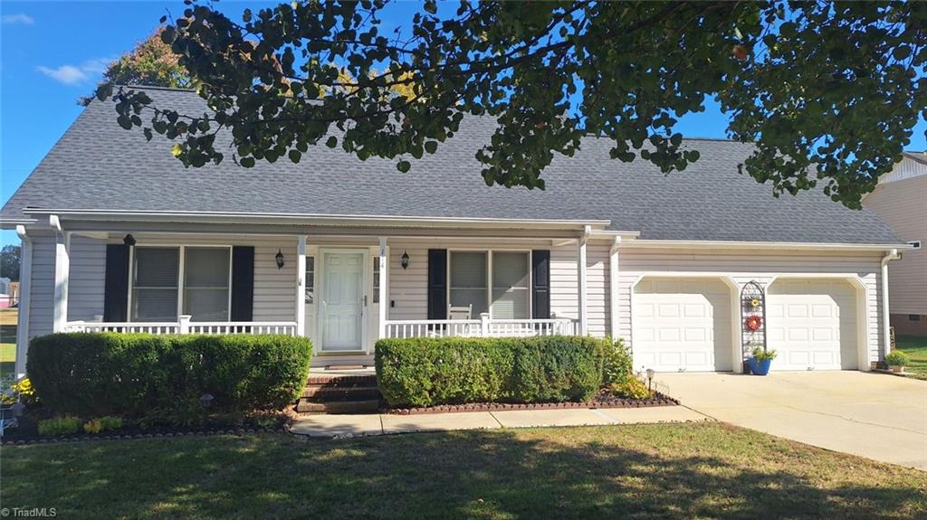 114 Winchester Court Property Photo 1