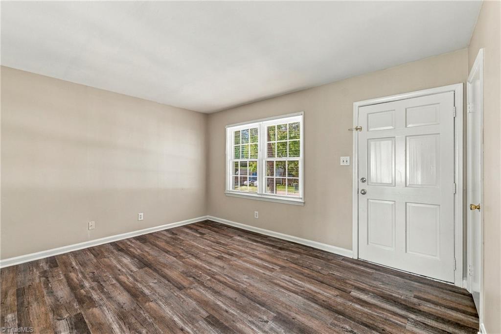 2201 Yow Road # A Property Photo 8