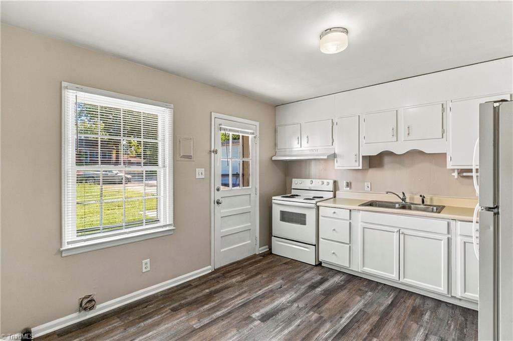 2201 Yow Road # A Property Photo 11