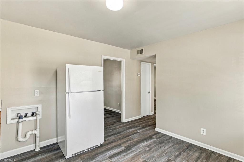 2201 Yow Road # A Property Photo 13