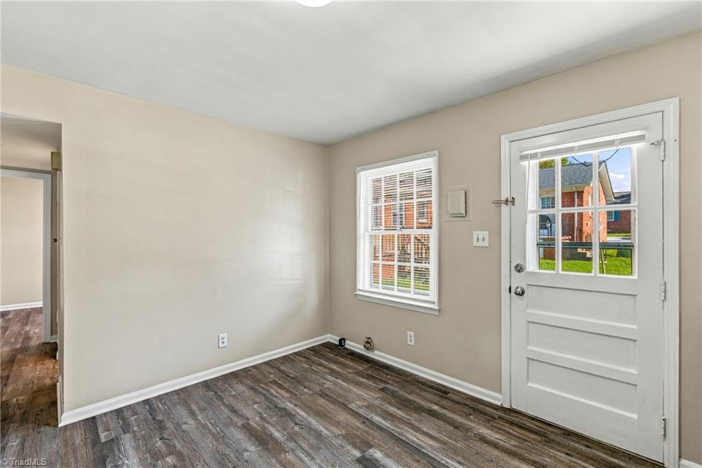 2201 Yow Road # A Property Photo 14
