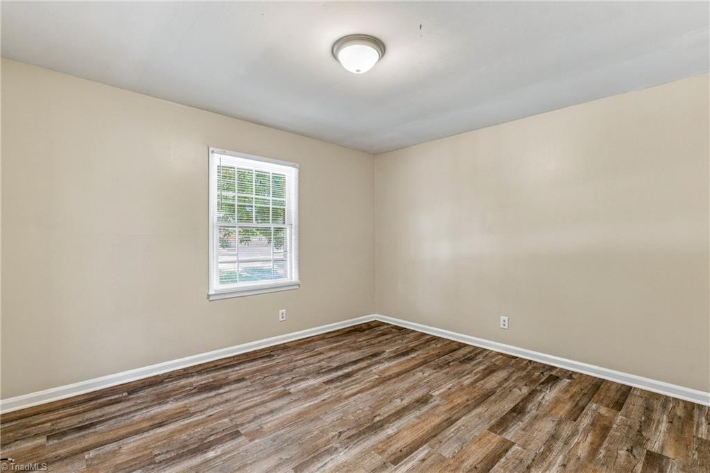 2201 Yow Road # A Property Photo 15