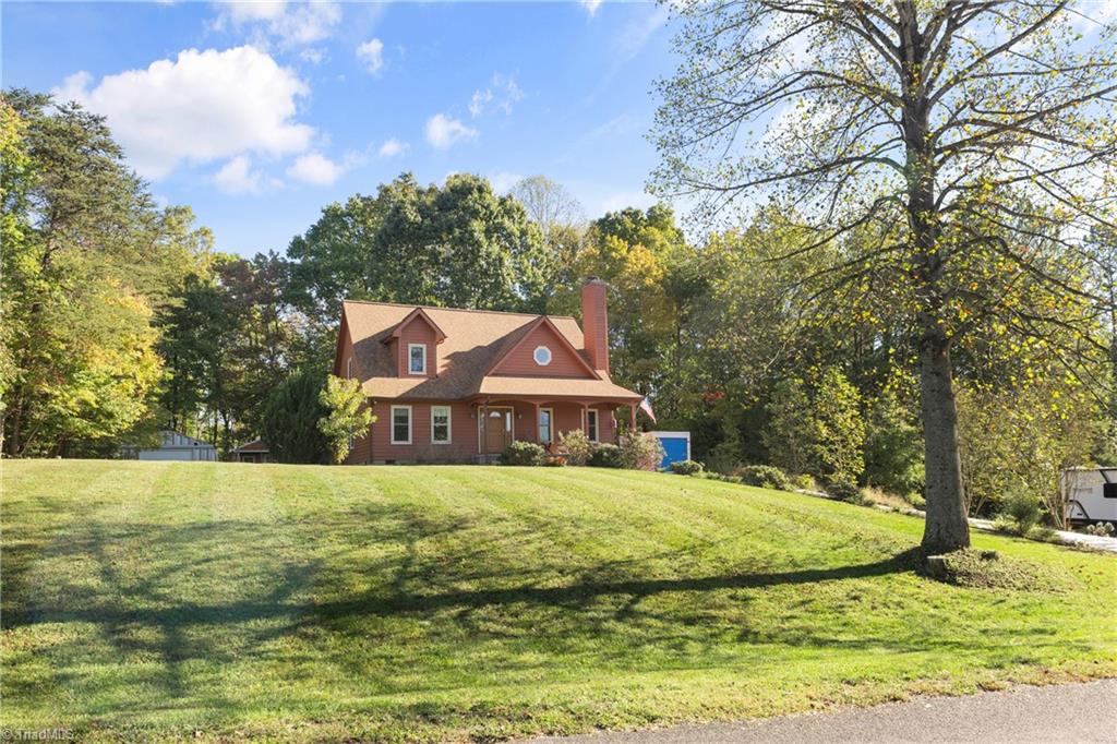 6433 Bowman Road Property Photo 4