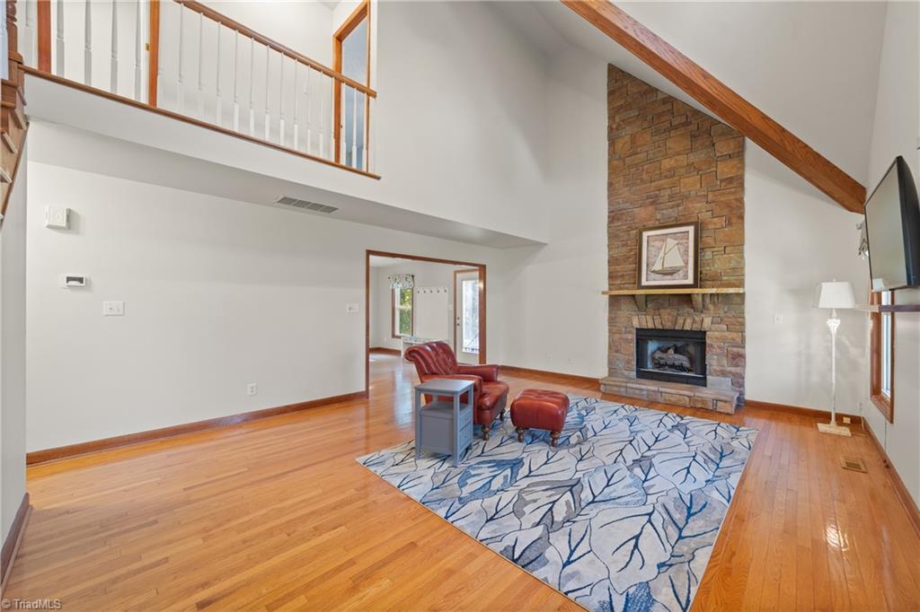 6433 Bowman Road Property Photo 6