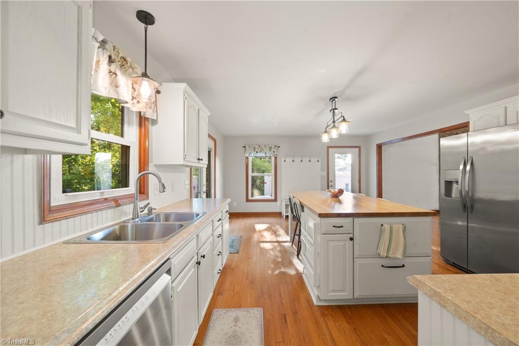 6433 Bowman Road Property Photo 13