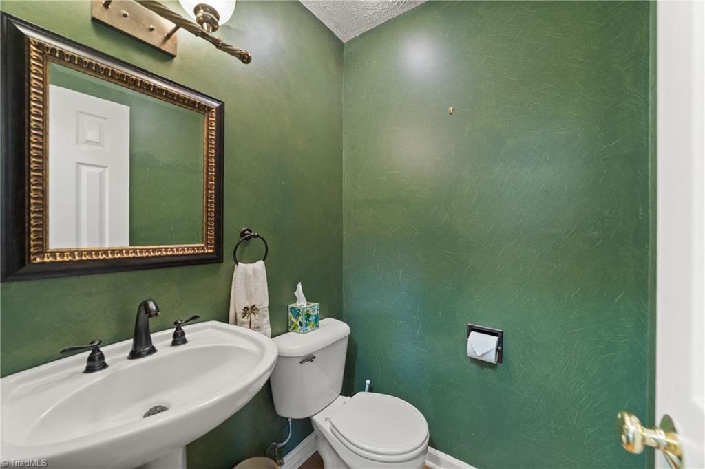 6433 Bowman Road Property Photo 18