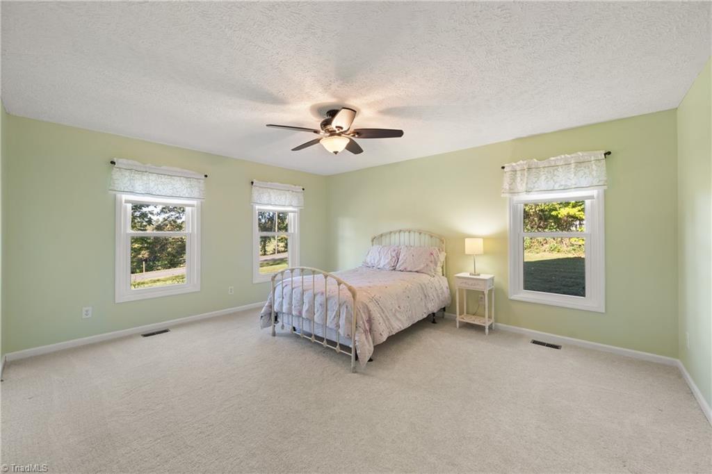 6433 Bowman Road Property Photo 19