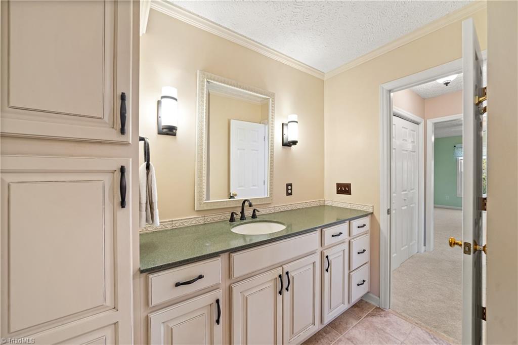 6433 Bowman Road Property Photo 22