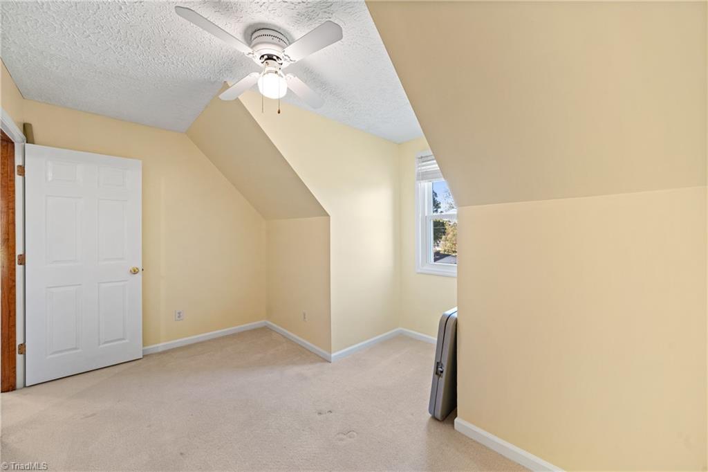 6433 Bowman Road Property Photo 32