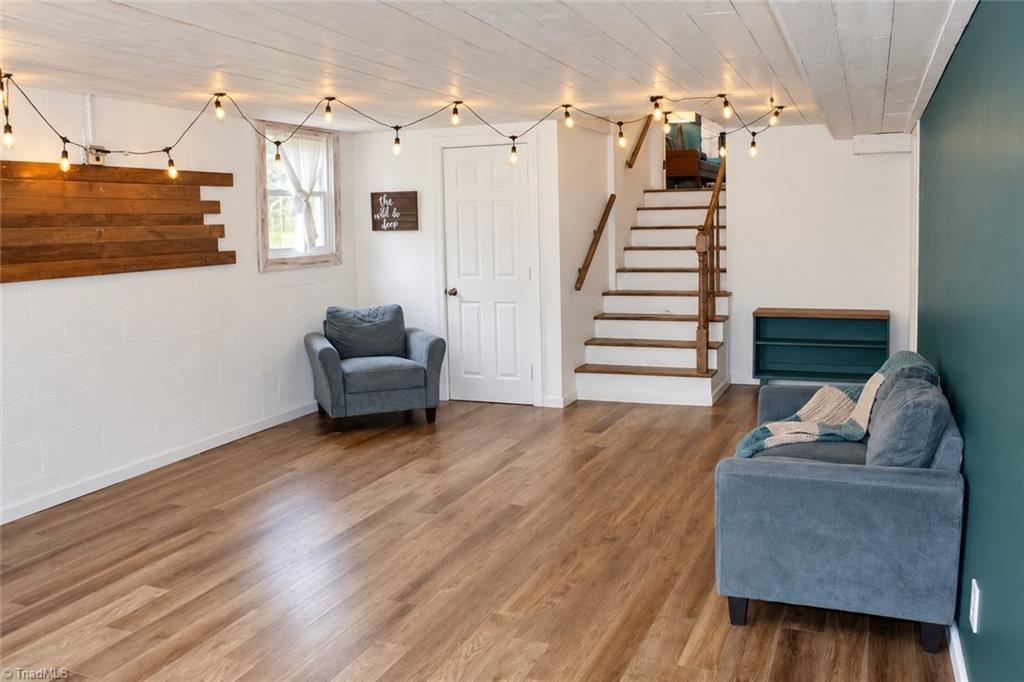4935 Fish Pond Road Property Photo 8