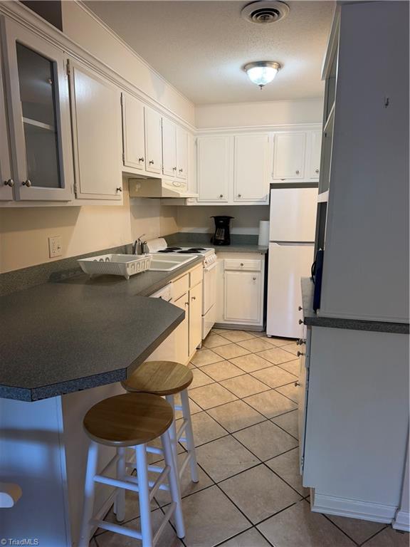 1107 Robin Hood Road # M Property Photo 8