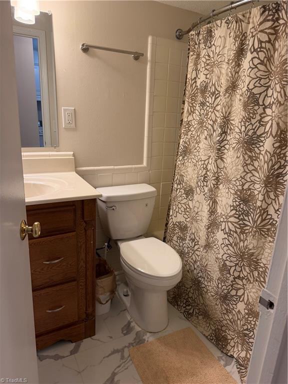 1107 Robin Hood Road # M Property Photo 10
