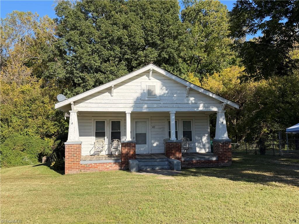 929 Marlboro Street Property Photo 1