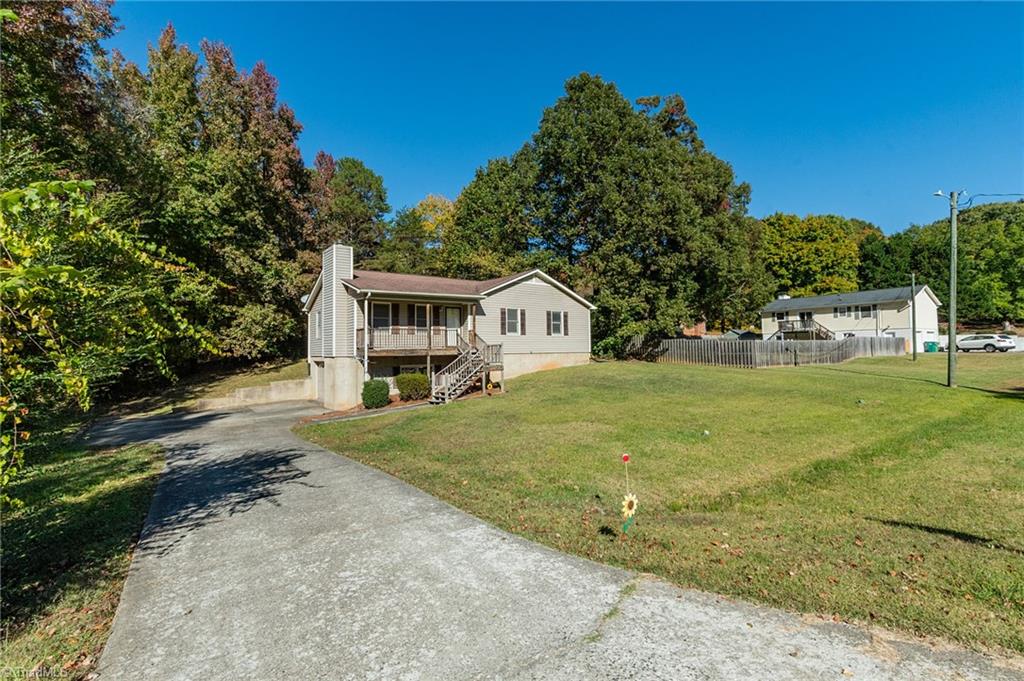 5573 Marty Lane Property Photo 2