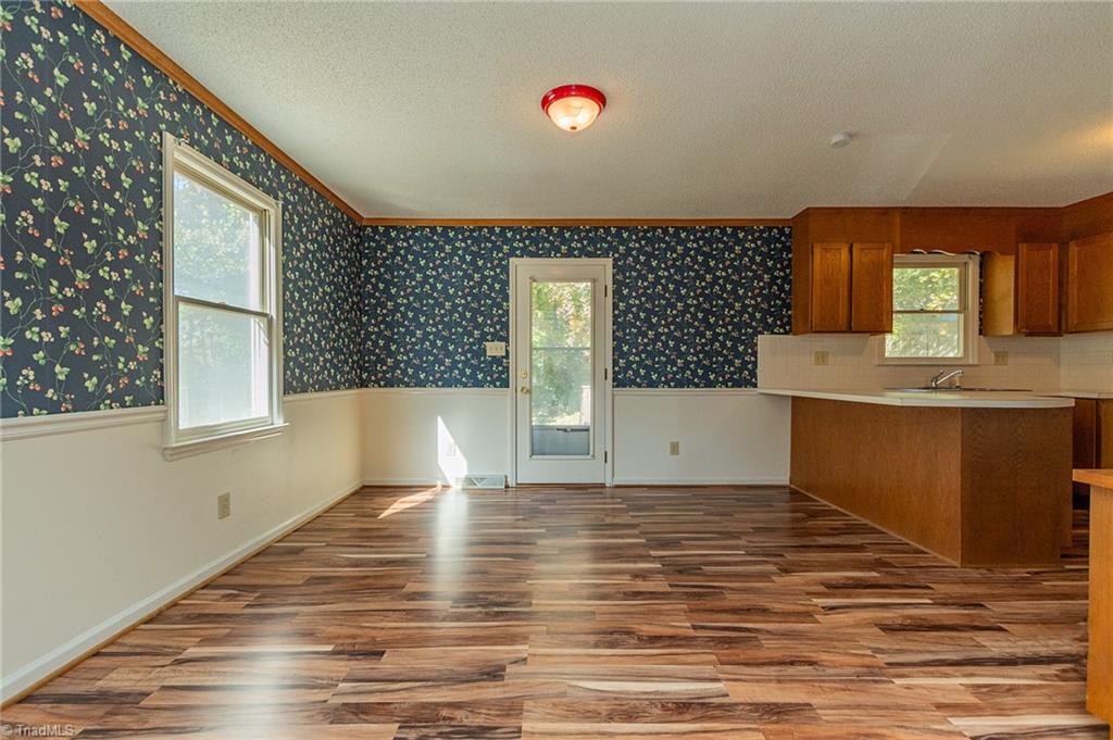 5573 Marty Lane Property Photo 11