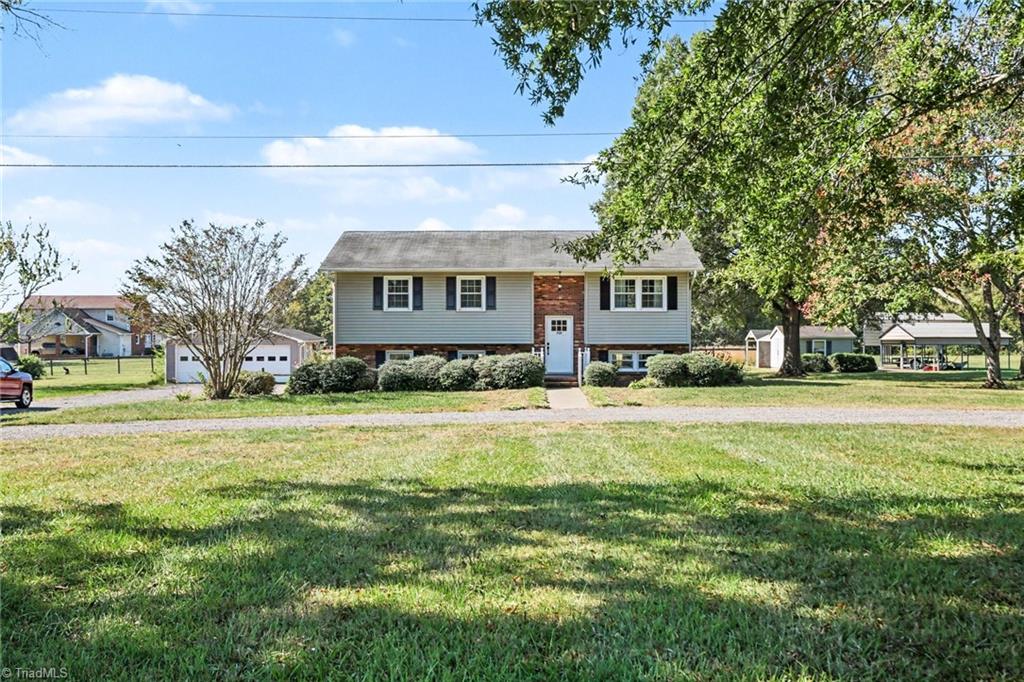 729 Redland Road Property Photo 5