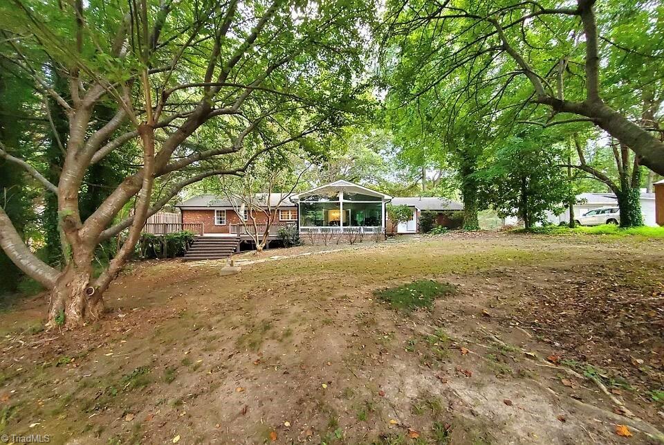 5104 Forest Oaks Drive Property Photo 4