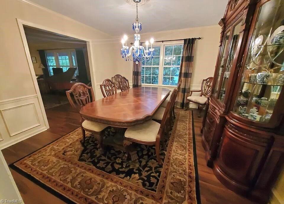 5104 Forest Oaks Drive Property Photo 9