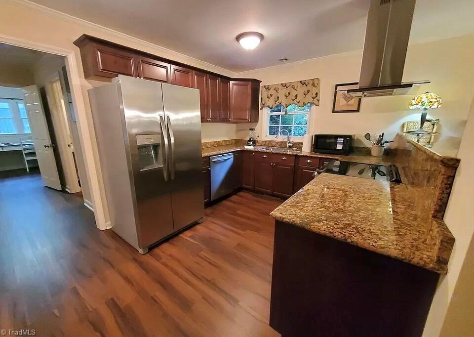 5104 Forest Oaks Drive Property Photo 10