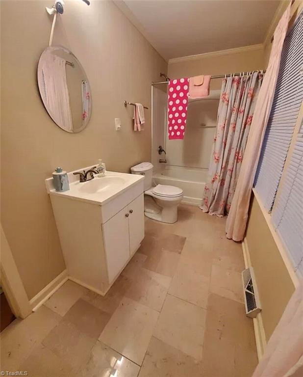 5104 Forest Oaks Drive Property Photo 23