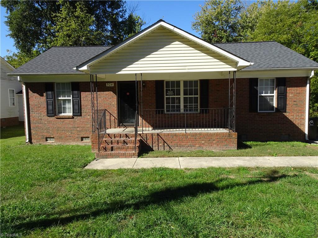 504 Abington Drive Property Photo 1