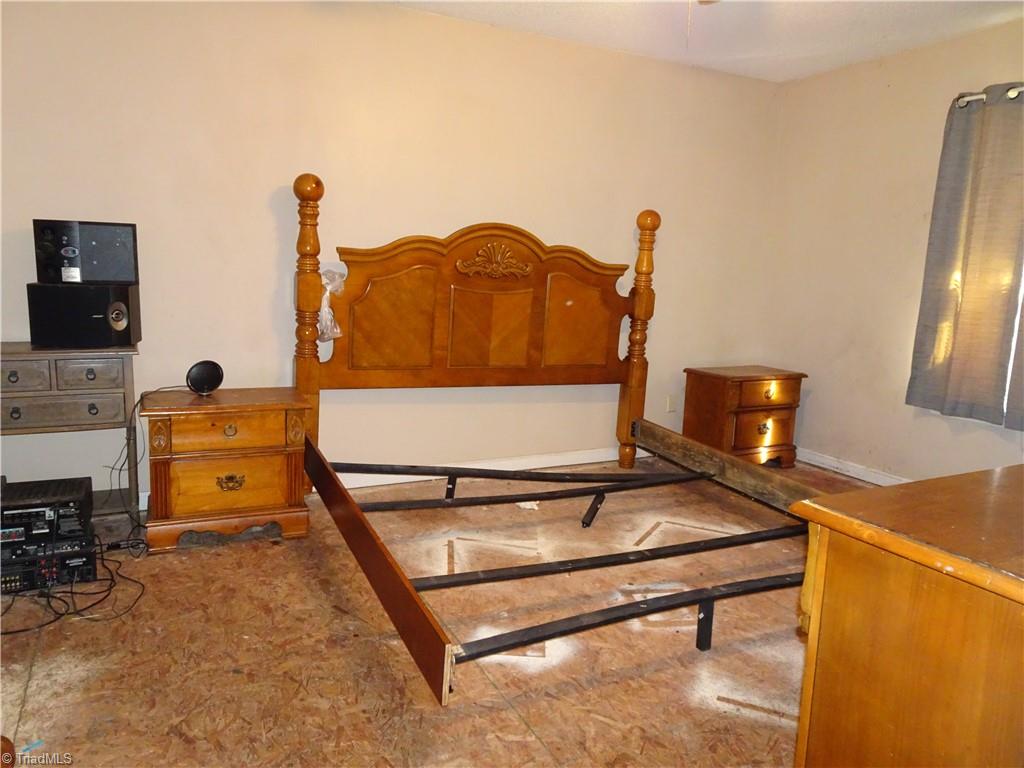504 Abington Drive Property Photo 18