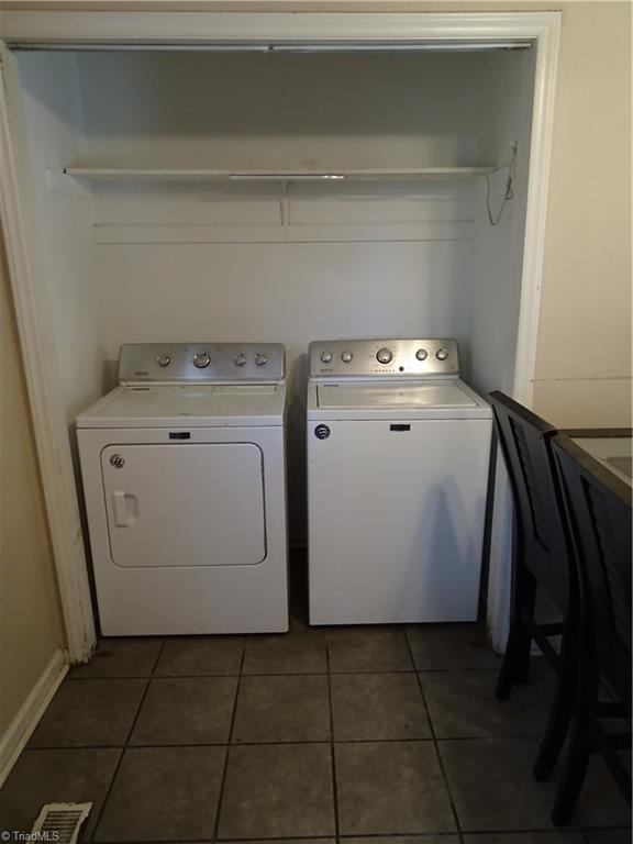 504 Abington Drive Property Photo 23