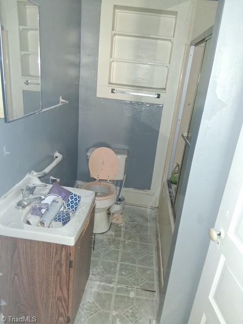 913 Lindsey Street Property Photo 10