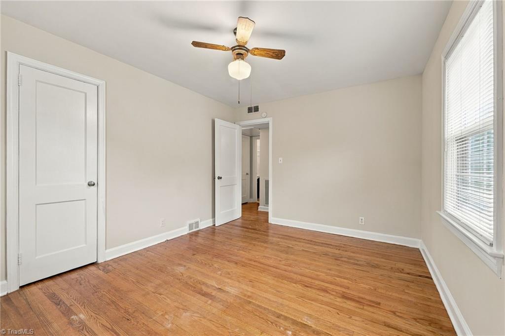 2332 Hiawatha Drive Property Photo 18