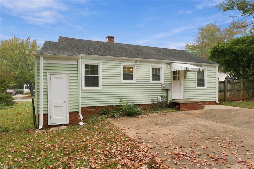 2332 Hiawatha Drive Property Photo 25