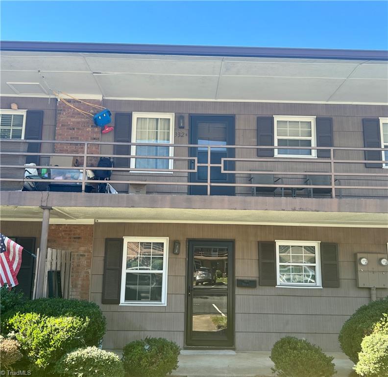 332 S Cherry Street # B Property Photo 1