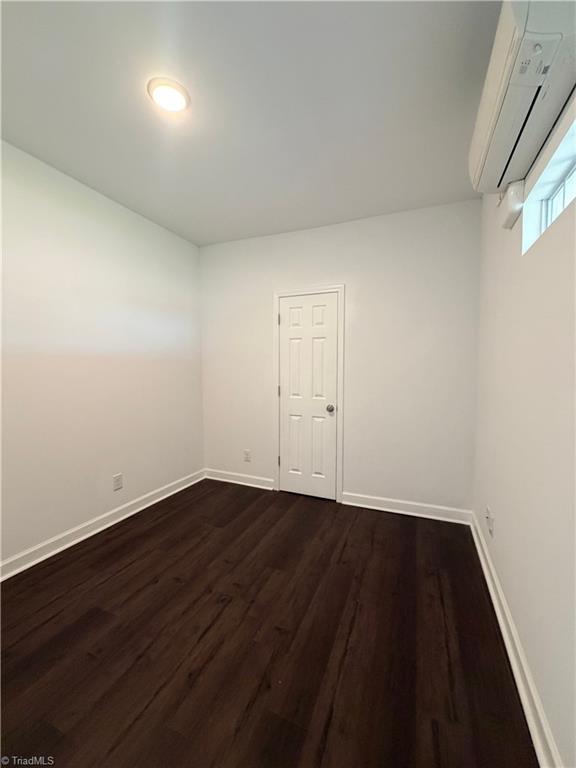 703 Shady Lane # A Property Photo 14