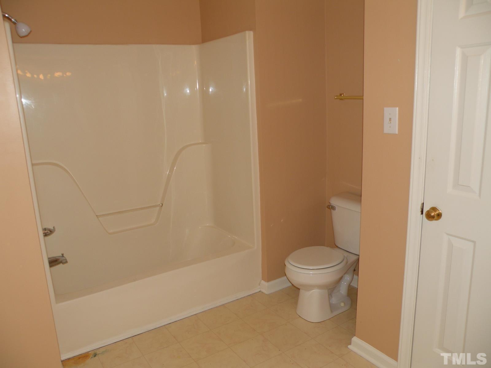 123 Charter Court Property Photo 13