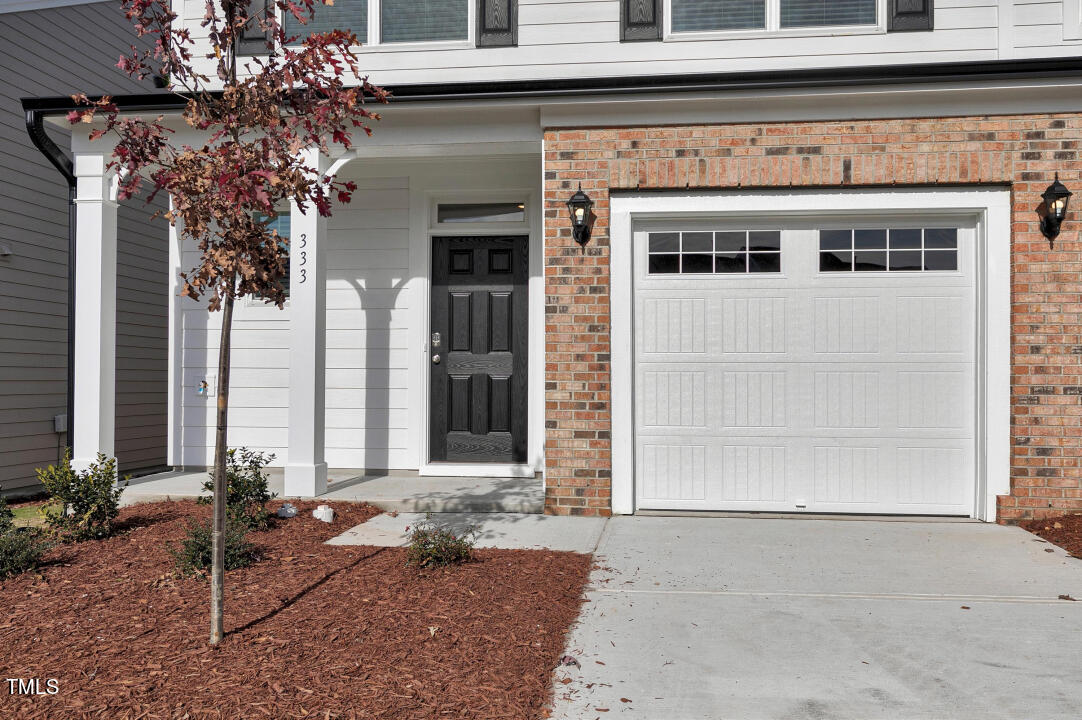 333 Marbella Grove Court Property Photo 2