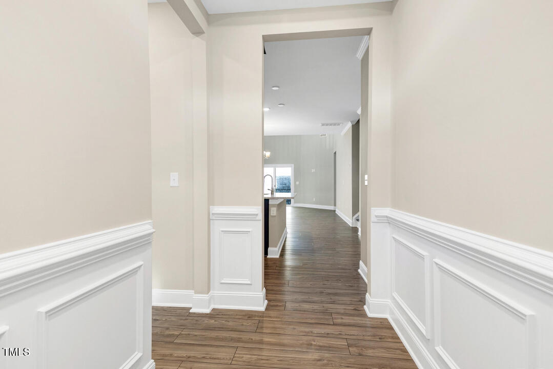 333 Marbella Grove Court Property Photo 5