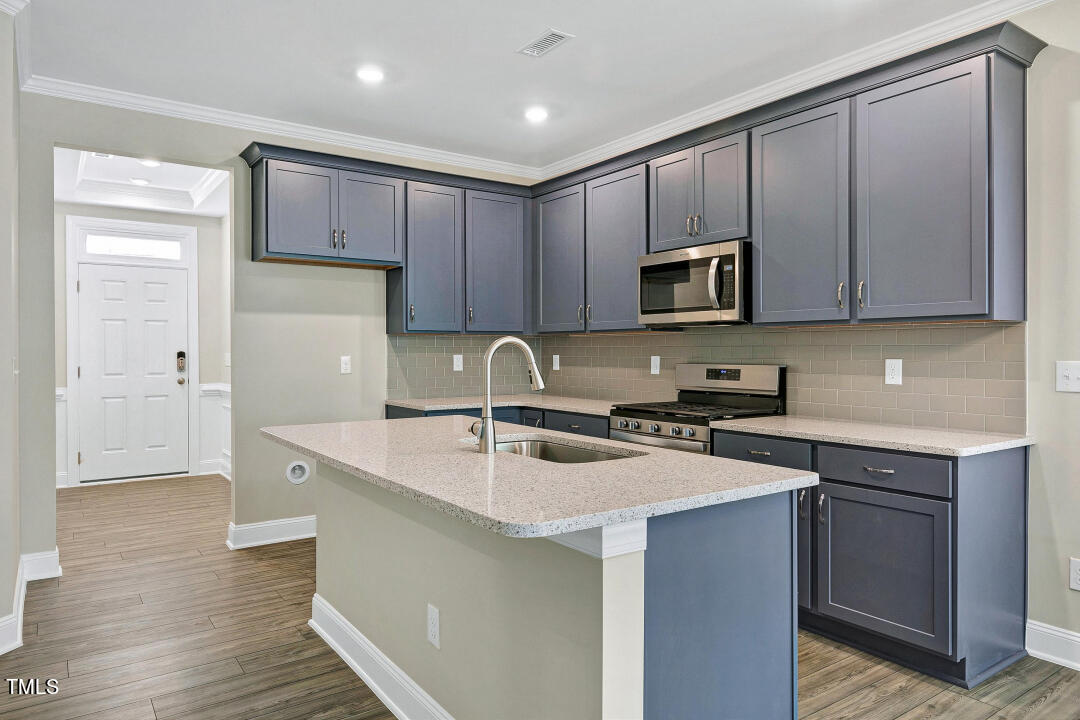 333 Marbella Grove Court Property Photo 8