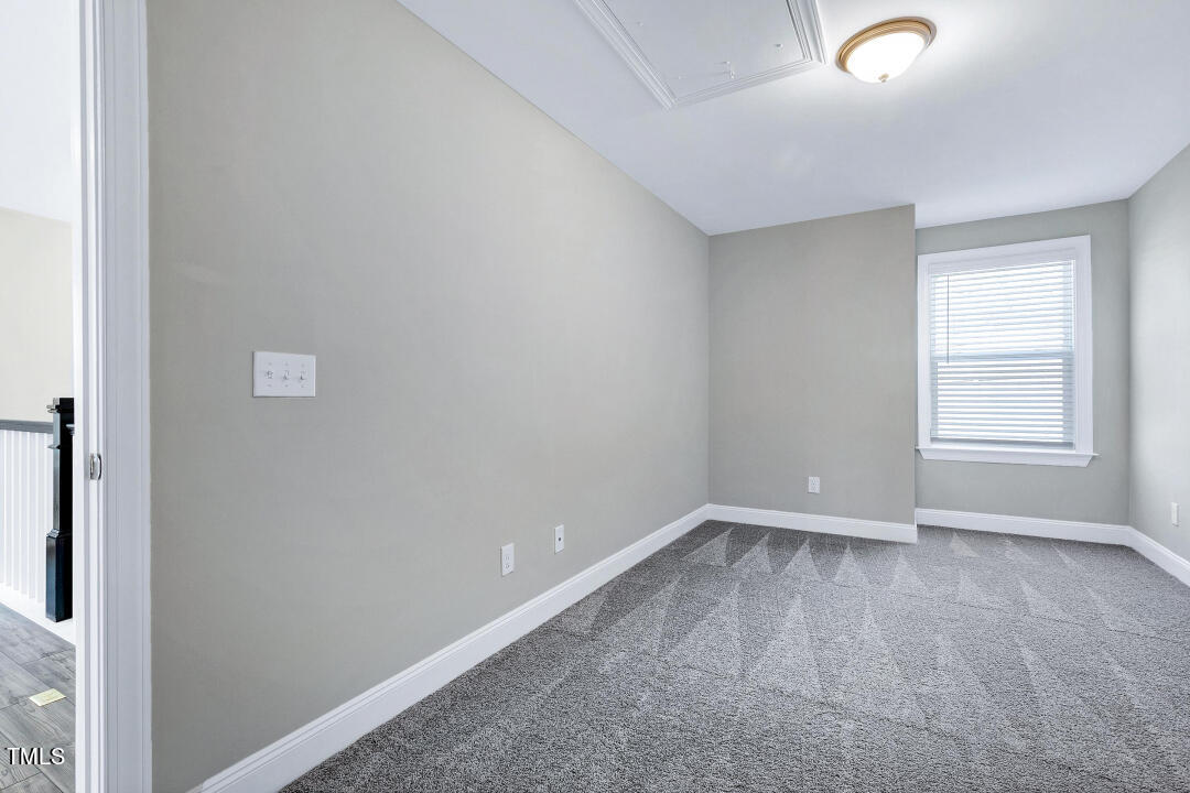 333 Marbella Grove Court Property Photo 21