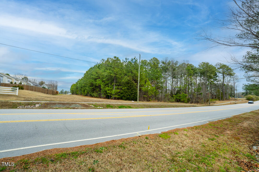 3615 Freeman Road Property Photo 12